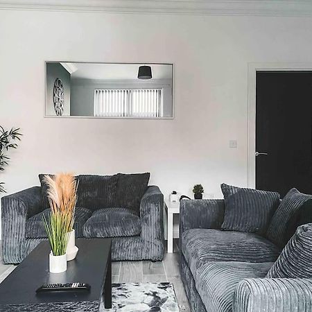 Comfortable Home In Bolton Farnworth Zewnętrze zdjęcie