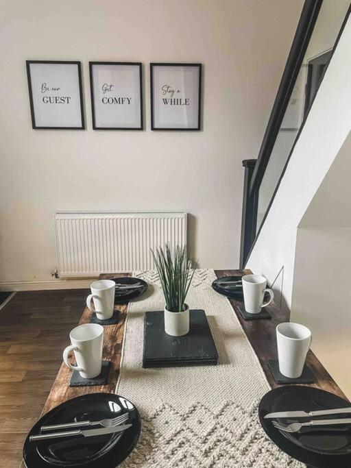 Comfortable Home In Bolton Farnworth Zewnętrze zdjęcie
