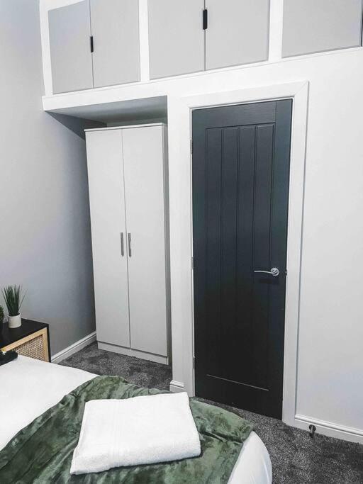 Comfortable Home In Bolton Farnworth Zewnętrze zdjęcie