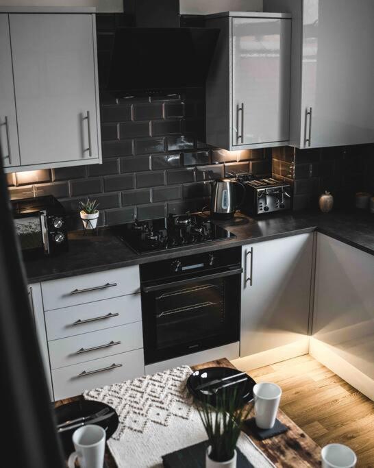 Comfortable Home In Bolton Farnworth Zewnętrze zdjęcie