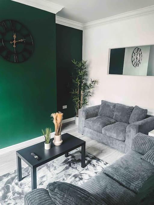 Comfortable Home In Bolton Farnworth Zewnętrze zdjęcie